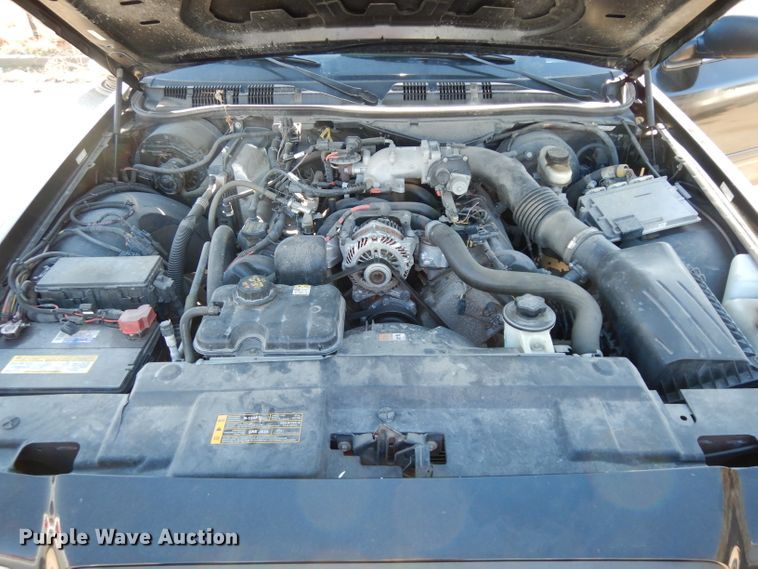 image for item DE4220 2011 Ford Crown Victoria Police Interceptor