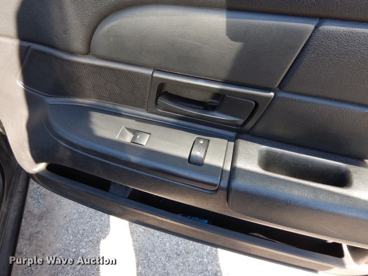 image for item DE4220 2011 Ford Crown Victoria Police Interceptor