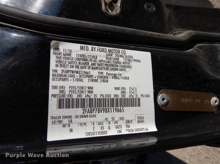 image for item DE4220 2011 Ford Crown Victoria Police Interceptor