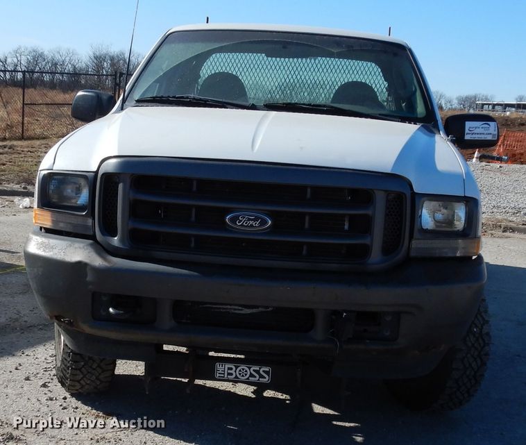 image for item DE4221 2003 Ford F250 Super Duty XL SuperCab pickup truck