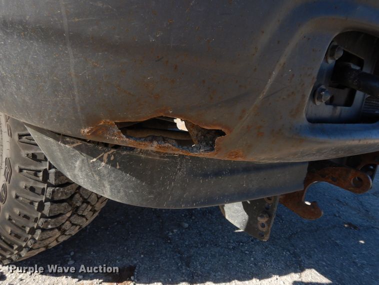 image for item DE4221 2003 Ford F250 Super Duty XL SuperCab pickup truck