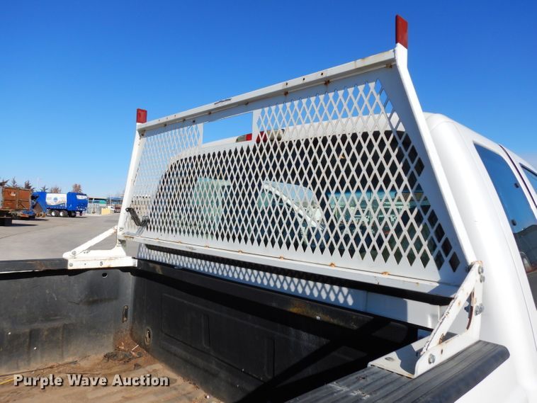 image for item DE4221 2003 Ford F250 Super Duty XL SuperCab pickup truck