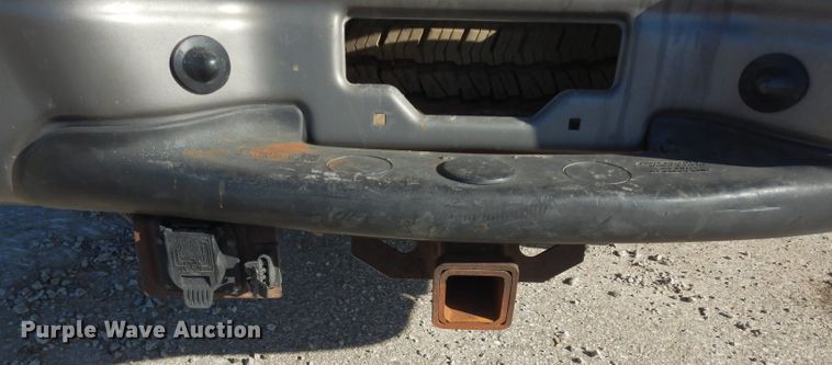 image for item DE4221 2003 Ford F250 Super Duty XL SuperCab pickup truck