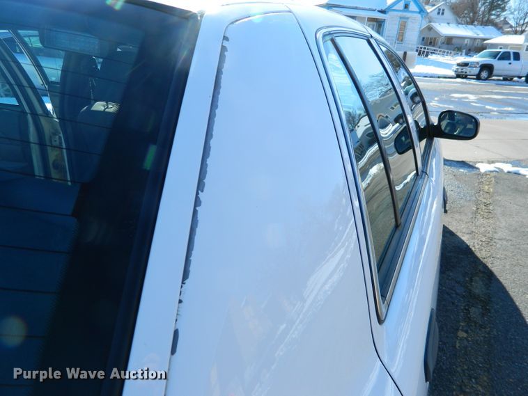 image for item DE4387 2003 Ford Crown Victoria Police Interceptor