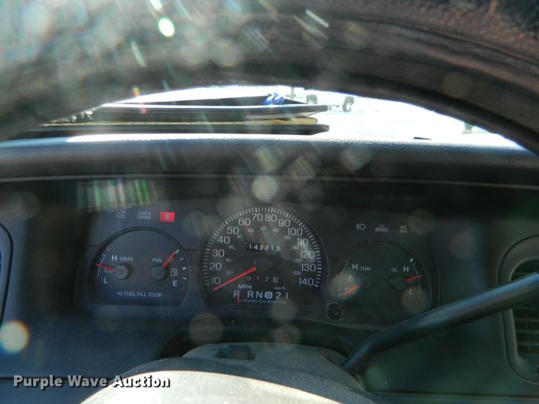 image for item DE4387 2003 Ford Crown Victoria Police Interceptor