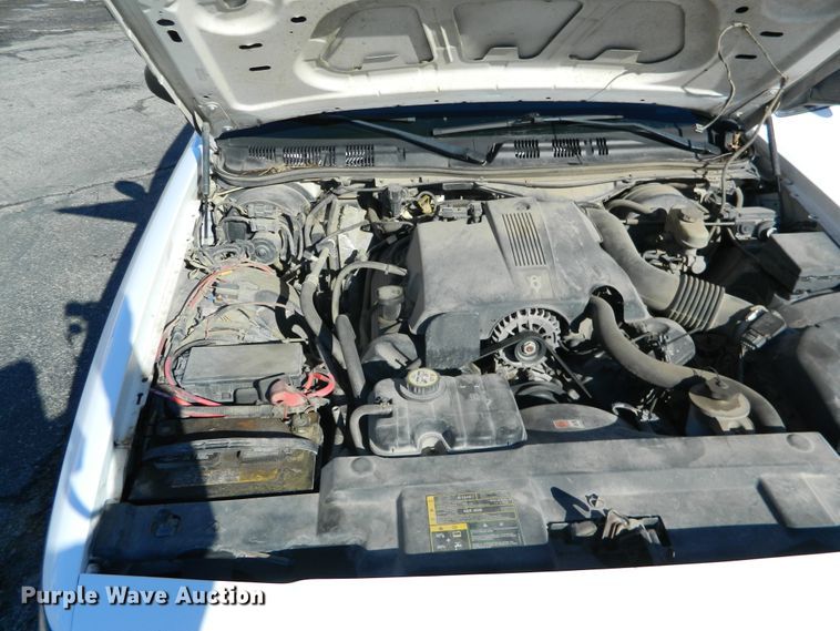 image for item DE4387 2003 Ford Crown Victoria Police Interceptor