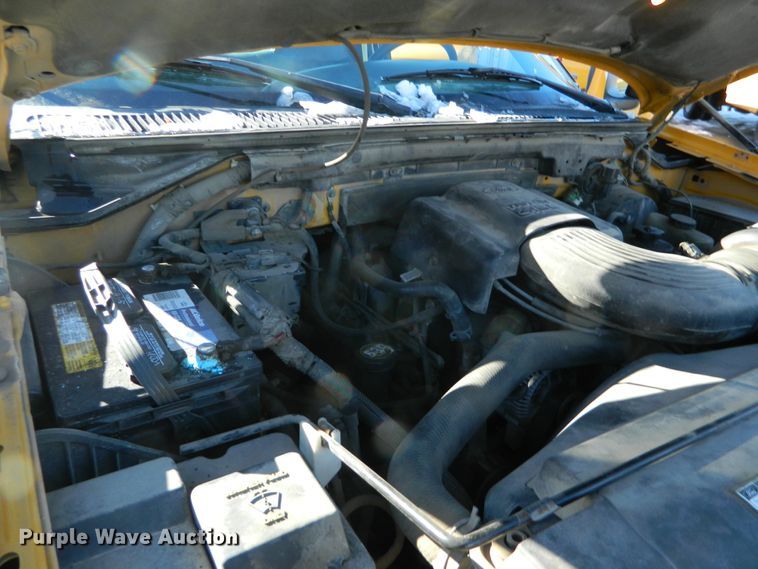 image for item DE4388 2001 Ford F150 pickup truck