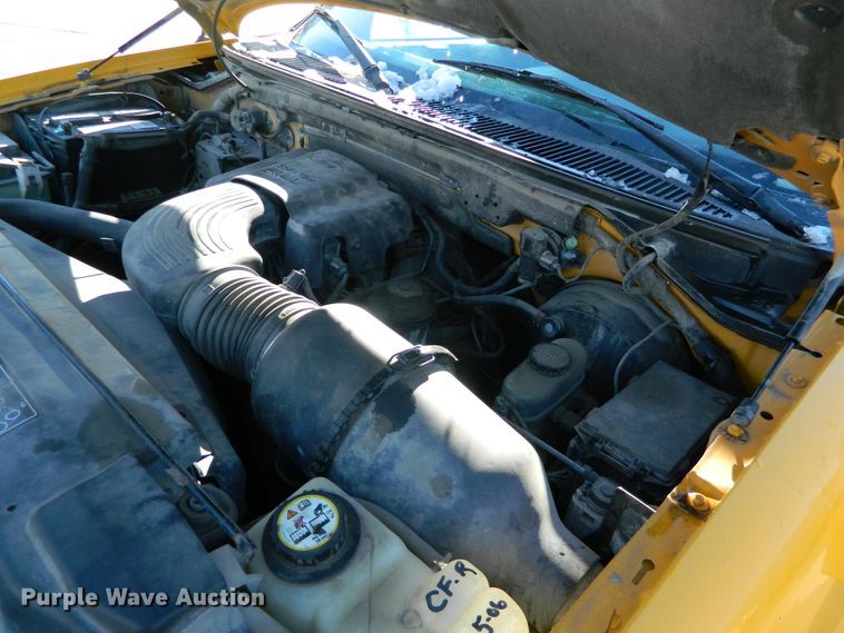 image for item DE4388 2001 Ford F150 pickup truck