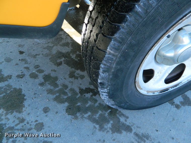 image for item DE4389 1999 Ford F150 pickup truck