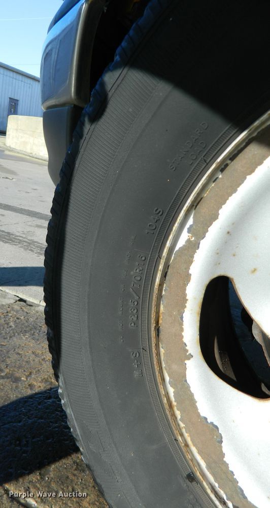 image for item DE4389 1999 Ford F150 pickup truck