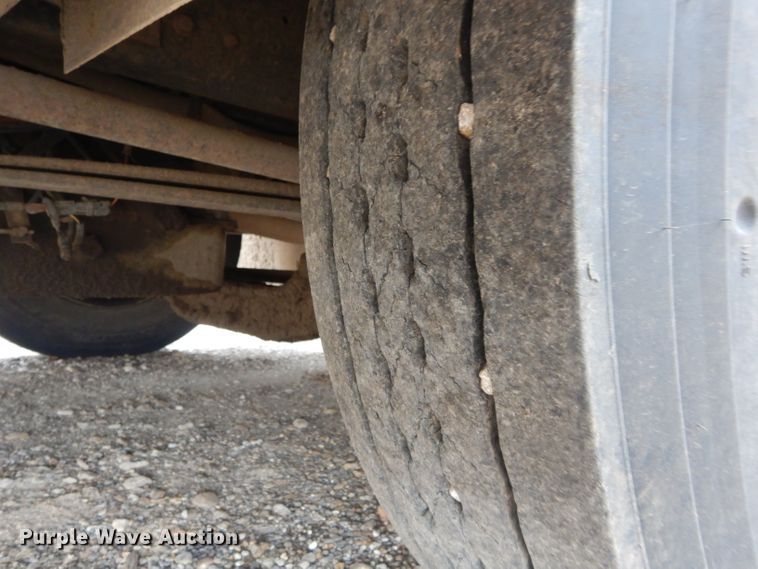 image for item DH3616 1998 Blue Bird TC2000 school bus