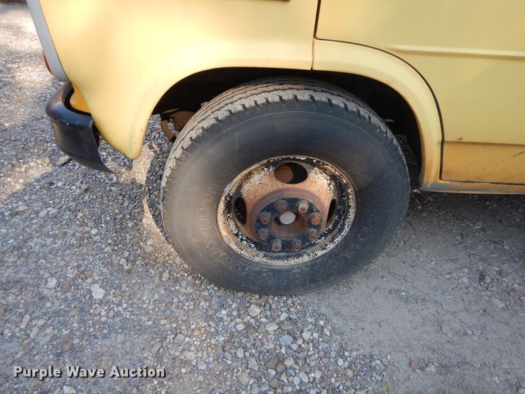 image for item DH3619 1991 GMC Vandura school bus