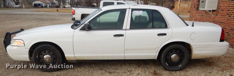 image for item DH4315 2010 Ford Crown Victoria Police Interceptor