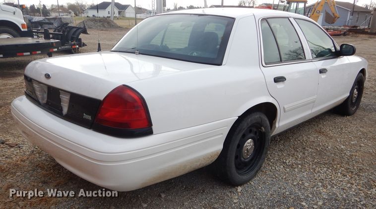 image for item DH4315 2010 Ford Crown Victoria Police Interceptor
