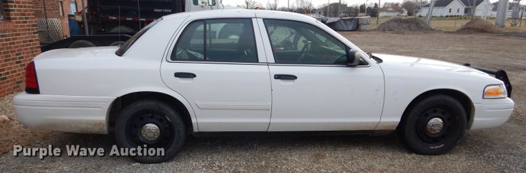 image for item DH4315 2010 Ford Crown Victoria Police Interceptor