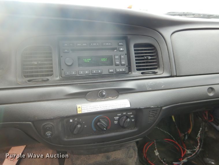 image for item DH4315 2010 Ford Crown Victoria Police Interceptor