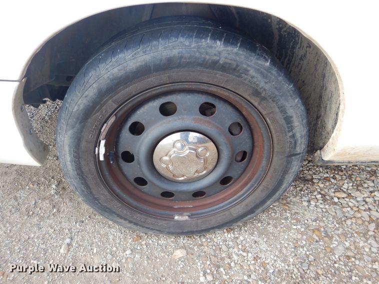 image for item DH4315 2010 Ford Crown Victoria Police Interceptor