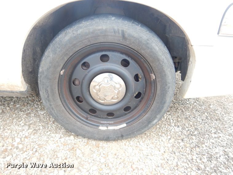 image for item DH4315 2010 Ford Crown Victoria Police Interceptor