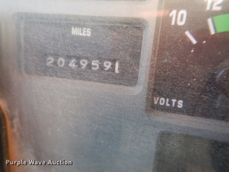 image for item DH4317 1993 International 4900 dump truck