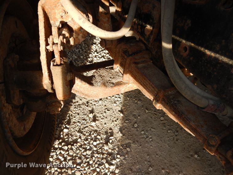 image for item DH4317 1993 International 4900 dump truck