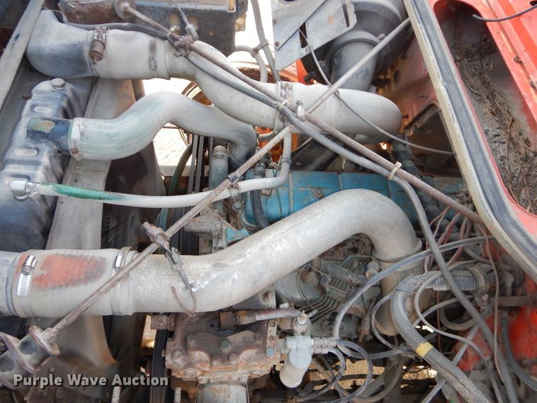 image for item DH4317 1993 International 4900 dump truck