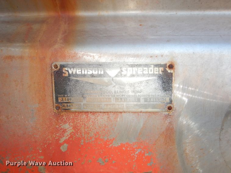 image for item DH4317 1993 International 4900 dump truck