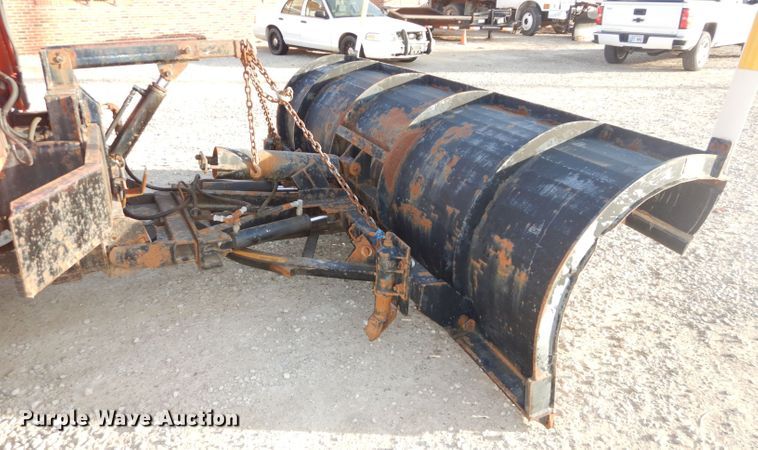 image for item DH4317 1993 International 4900 dump truck