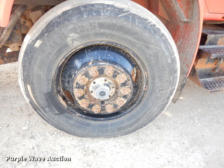 image for item DH4317 1993 International 4900 dump truck