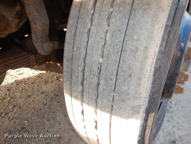 image for item DH4317 1993 International 4900 dump truck