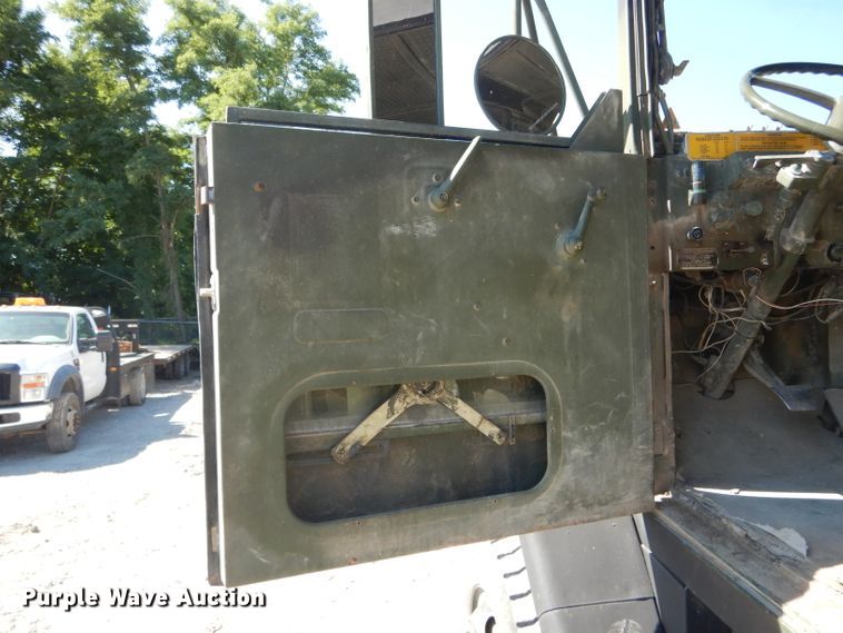 image for item DH6075 Am General M929 dump truck