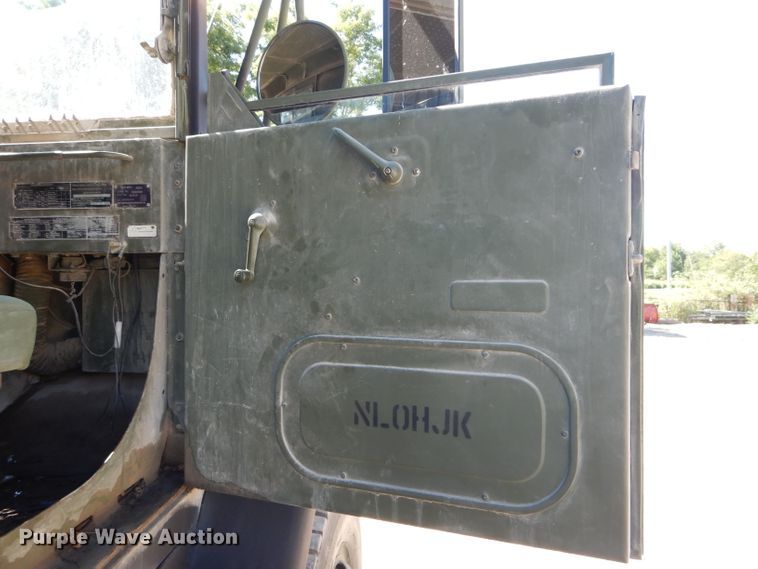 image for item DH6075 Am General M929 dump truck