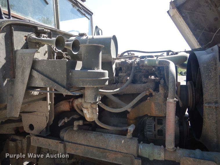 image for item DH6075 Am General M929 dump truck