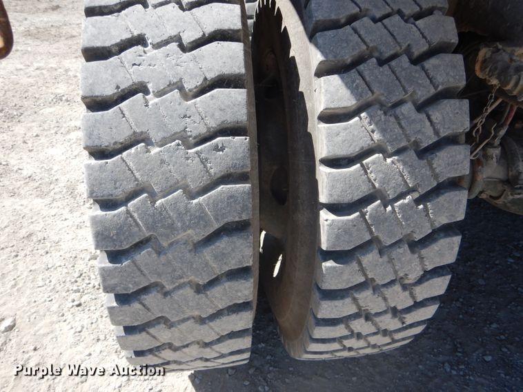 image for item DH6075 Am General M929 dump truck