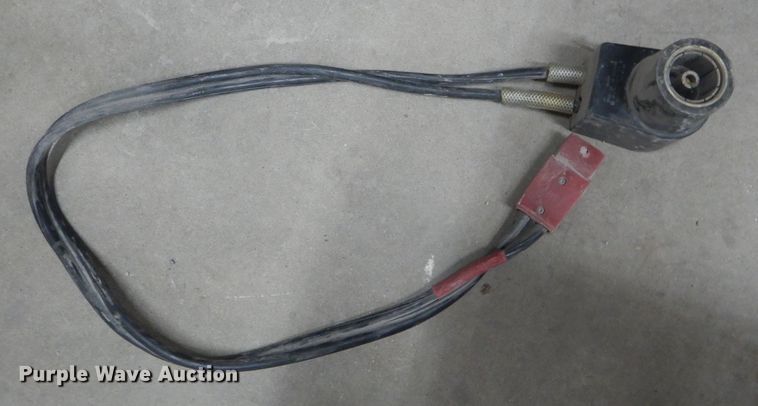 image for item DH6261 U.S. Army battery charger