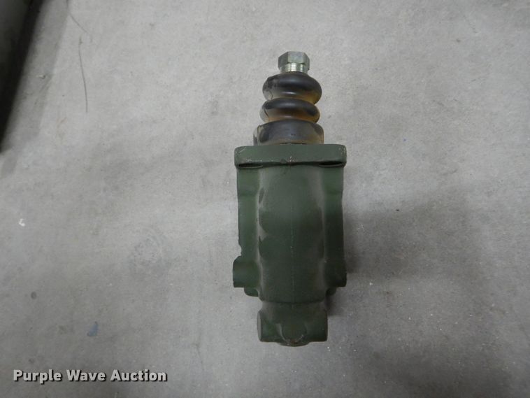 image for item DH6262 Military truck parts