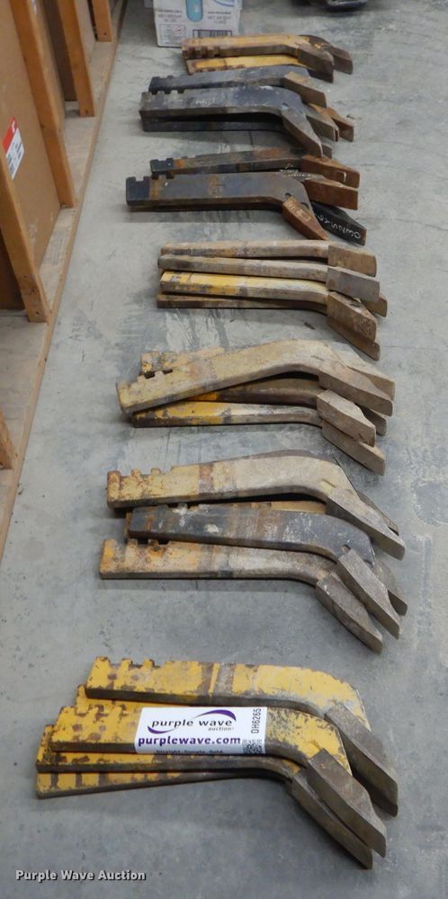 image for item DH6265 (34) ripper shanks