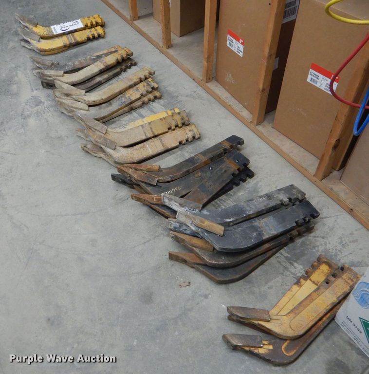 image for item DH6265 (34) ripper shanks