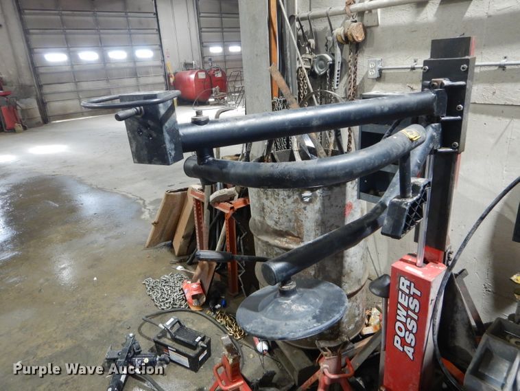 image for item DH6266 Power Assist rim clamp tire machine