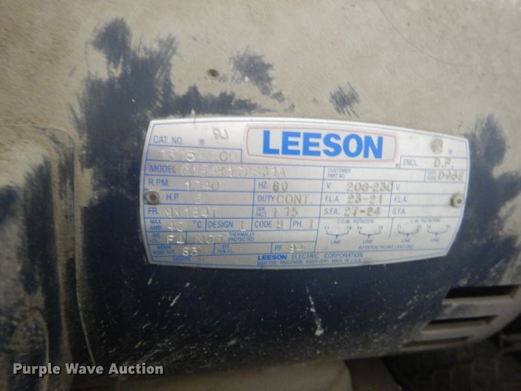 image for item DH6267 Saylor-Beall VT-735-80 air compressor