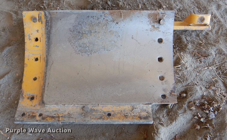 image for item DH6269 (2) moldboard extensions