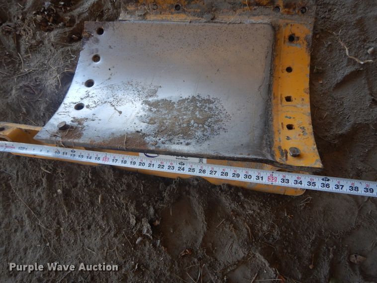 image for item DH6269 (2) moldboard extensions