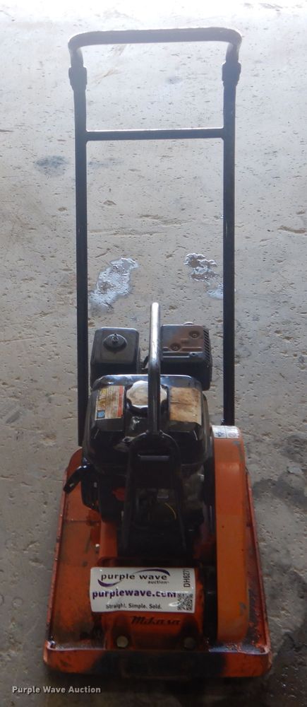 image for item DH6271 Mikasa MVC-80VHW plate compactor