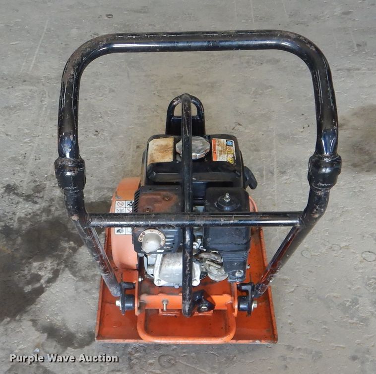 image for item DH6271 Mikasa MVC-80VHW plate compactor