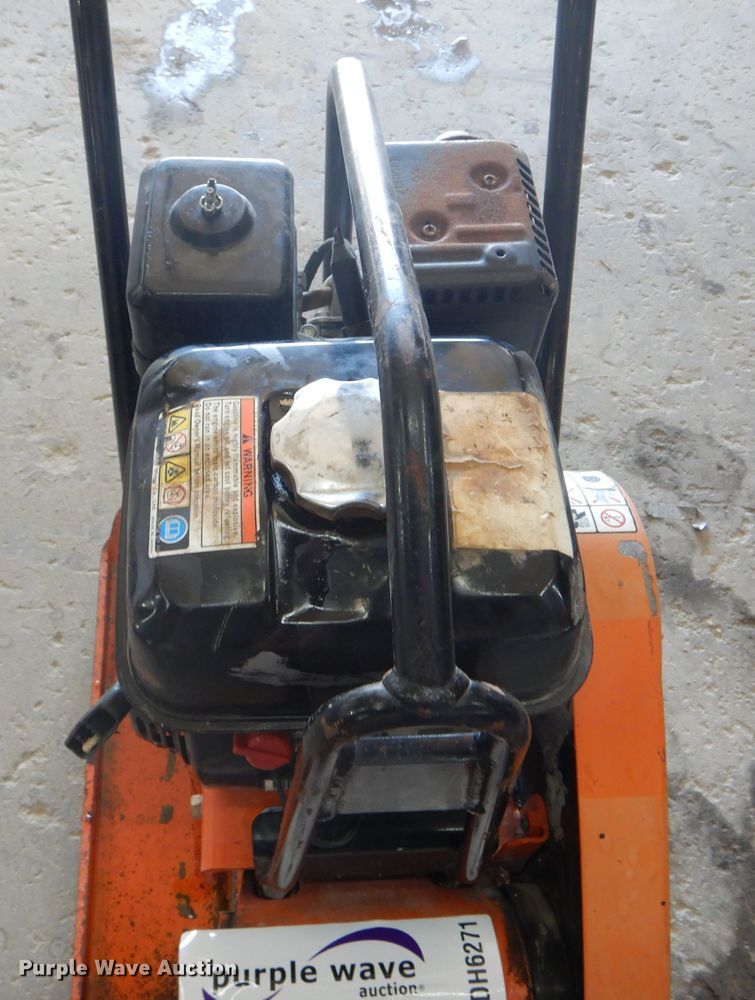 image for item DH6271 Mikasa MVC-80VHW plate compactor