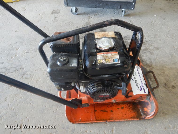 image for item DH6271 Mikasa MVC-80VHW plate compactor