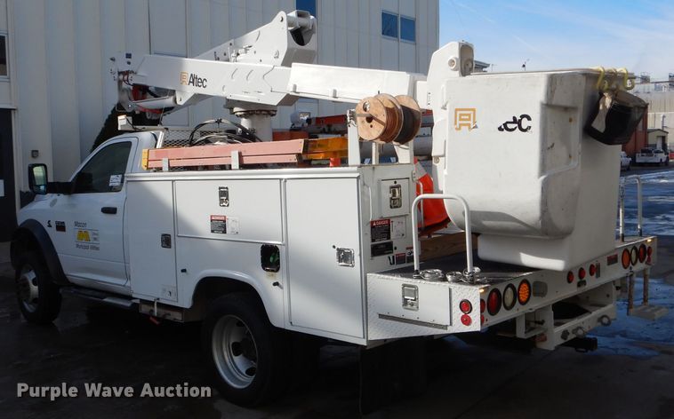 image for item DH6975 2011 Dodge Ram 5500HD bucket truck