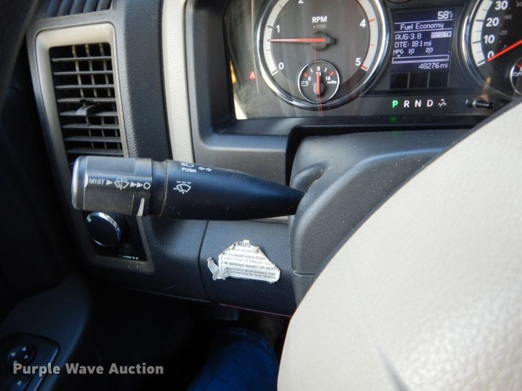 image for item DH6975 2011 Dodge Ram 5500HD bucket truck