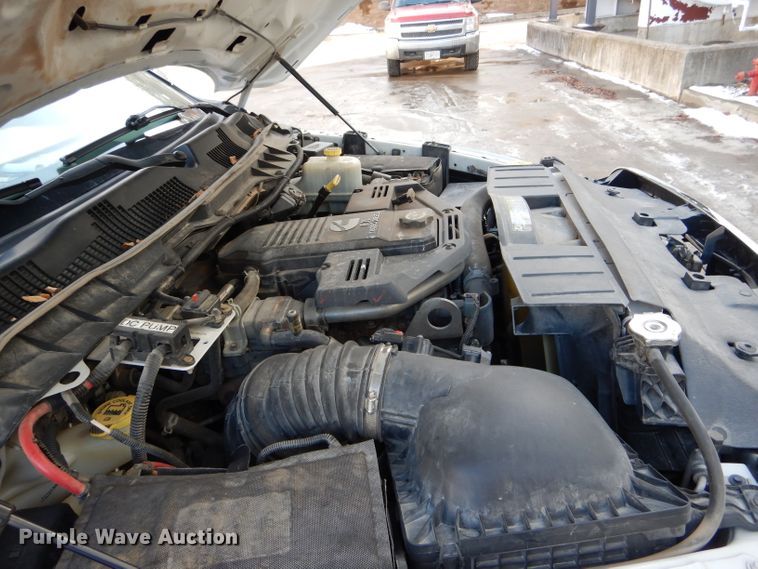 image for item DH6975 2011 Dodge Ram 5500HD bucket truck