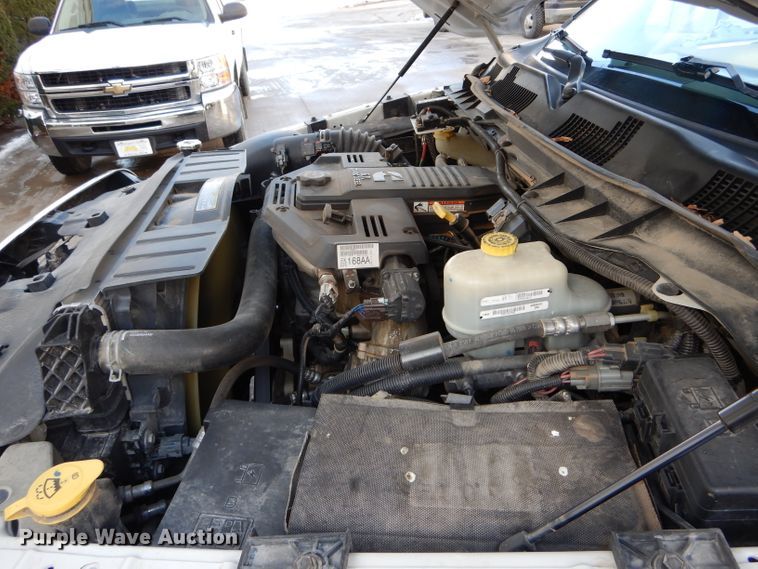 image for item DH6975 2011 Dodge Ram 5500HD bucket truck