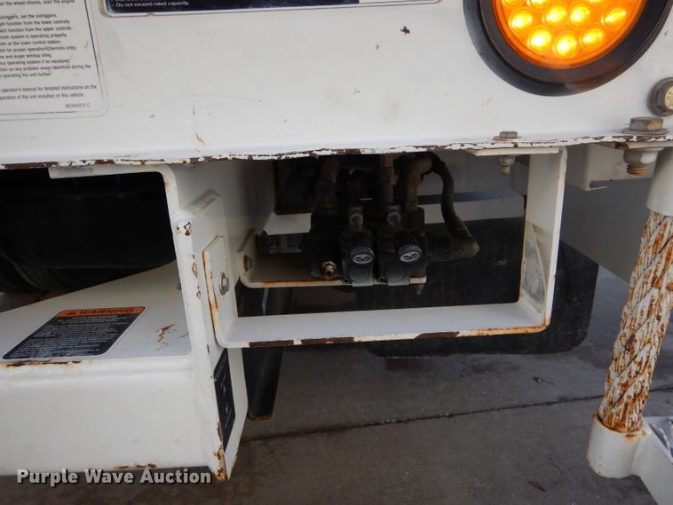 image for item DH6975 2011 Dodge Ram 5500HD bucket truck